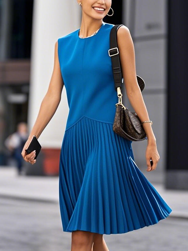 Nolia | Pleated Midi Dress