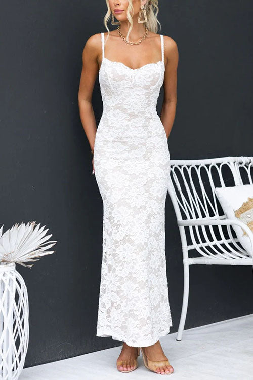 Valerisse | Lace Maxi Dress