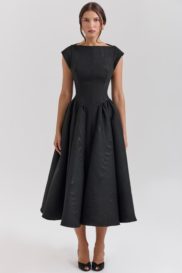 Lola | Elegant Maxi Dress