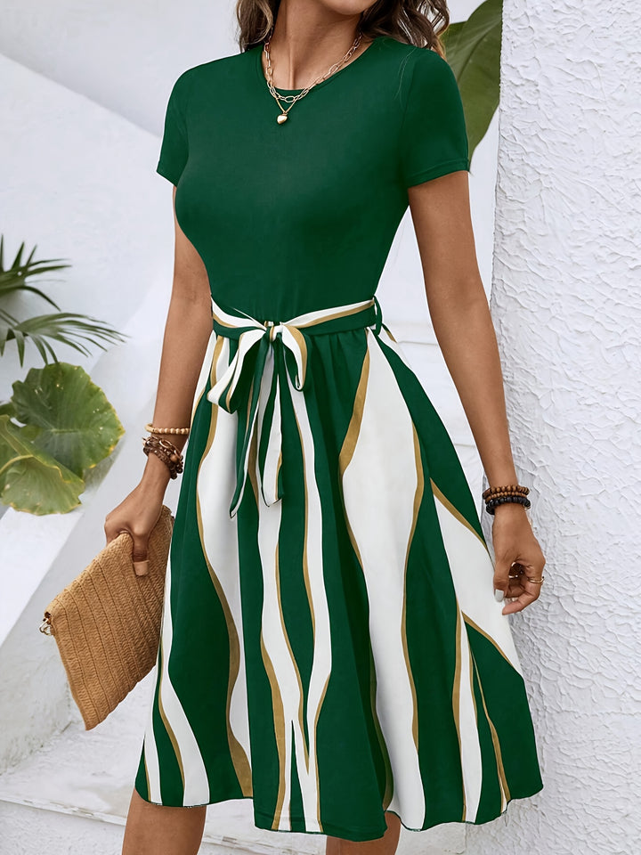 Vera | Robe Géométrique Ceinturée
