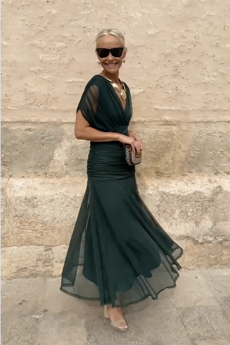 Veloura | V-Neck Chiffon Maxi Dress