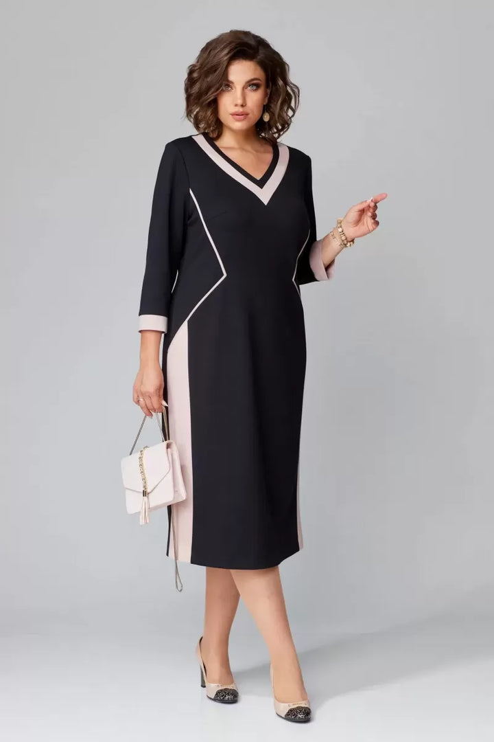 Rowen | Contrast V-Neck Midi Dress