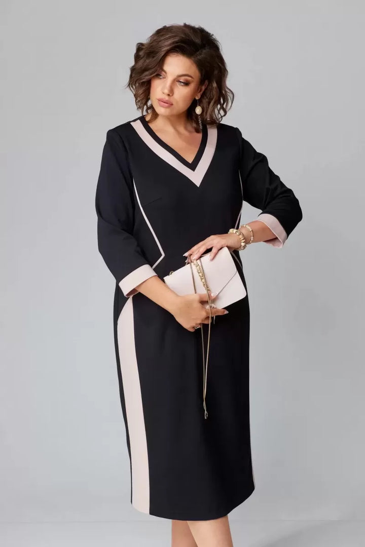 Rowen | Contrast V-Neck Midi Dress