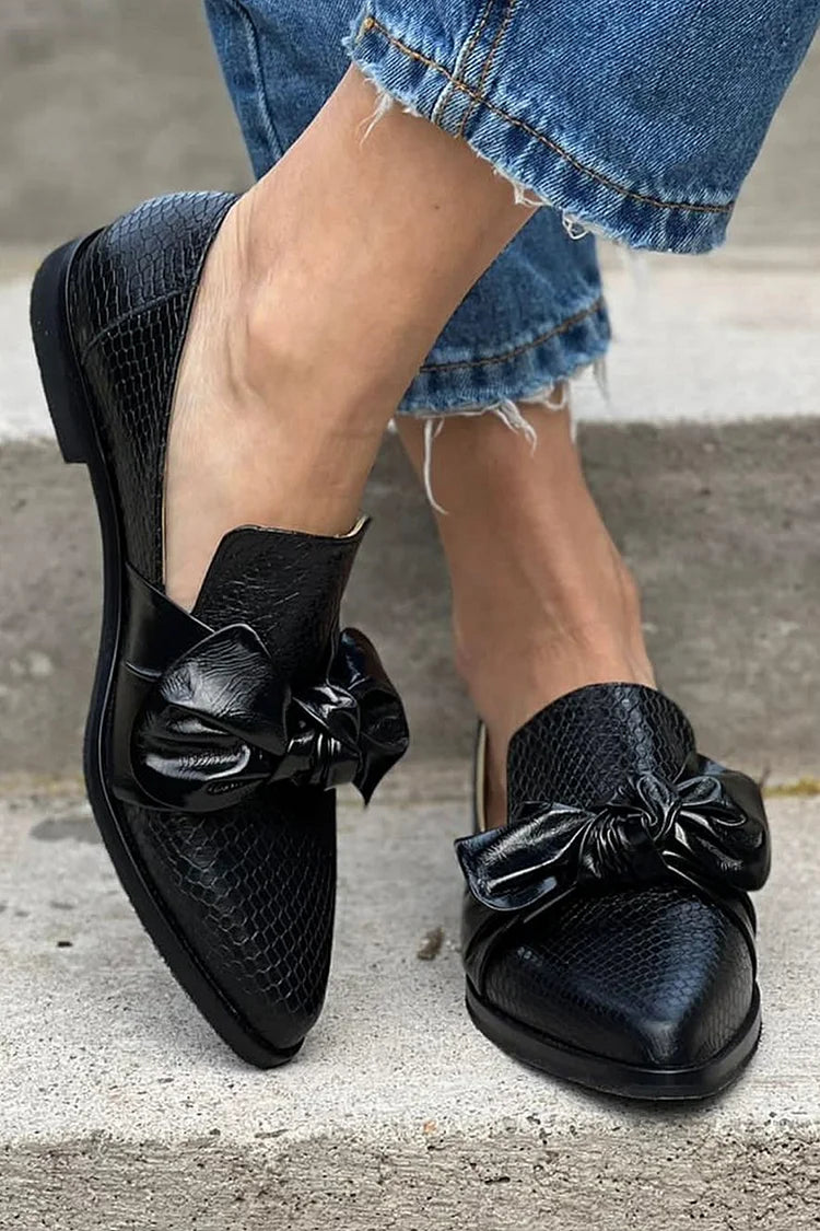 Virelle | Bow Detail Loafers