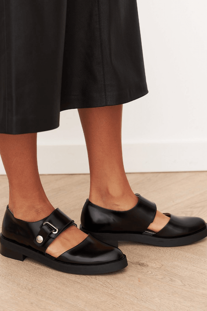 Zorielle | Buckle Loafers