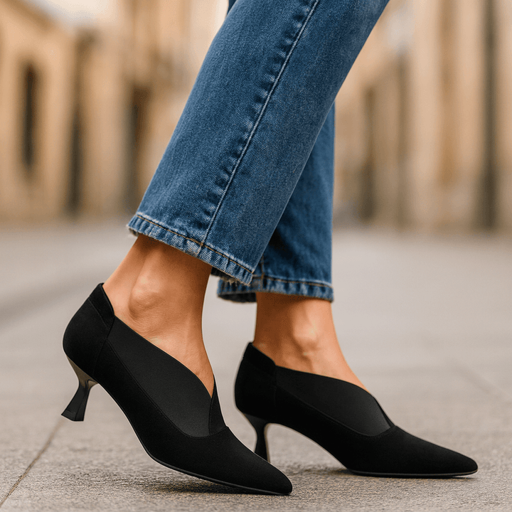 Sanda | Suede Kitten Heels