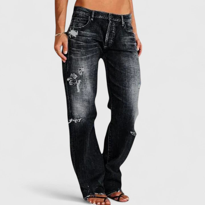 Kim | Distressed Jeans