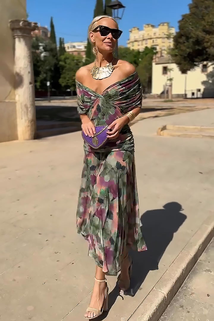 Veloura | V-Neck Chiffon Maxi Dress