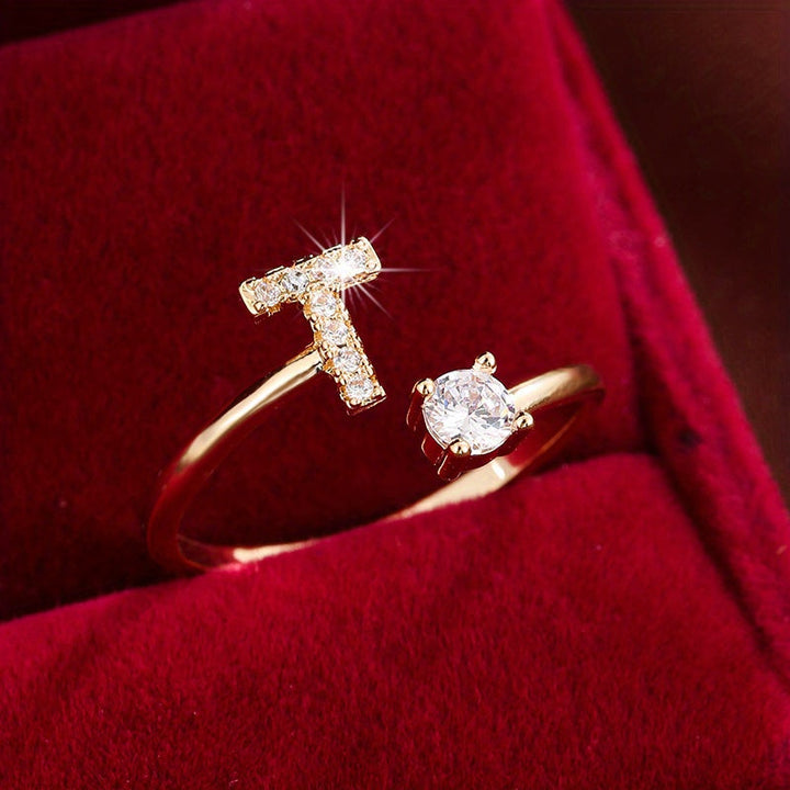 Avery | Initial Ring