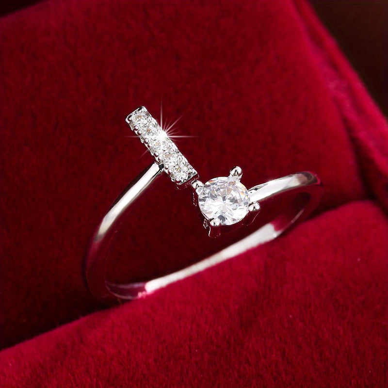 Avery | Initial Ring