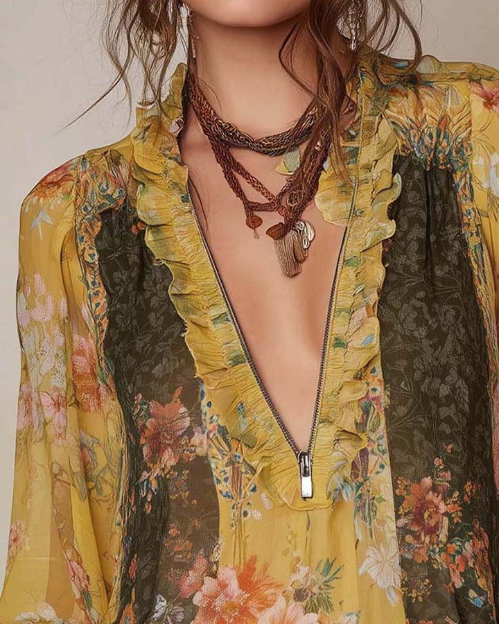 Solira | Floral Zip Blouse