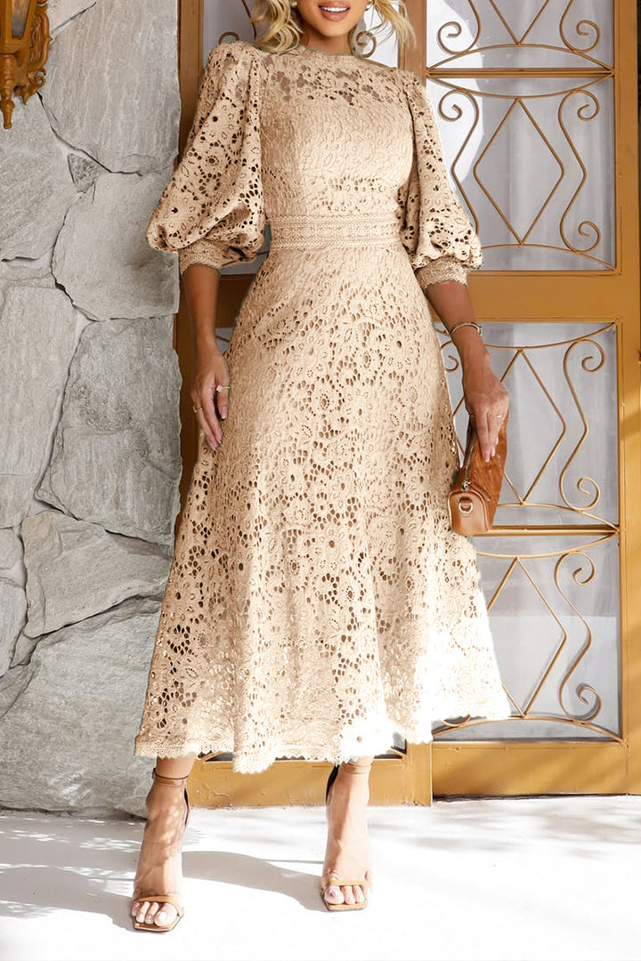 Elvaré | Lace Midi Dress