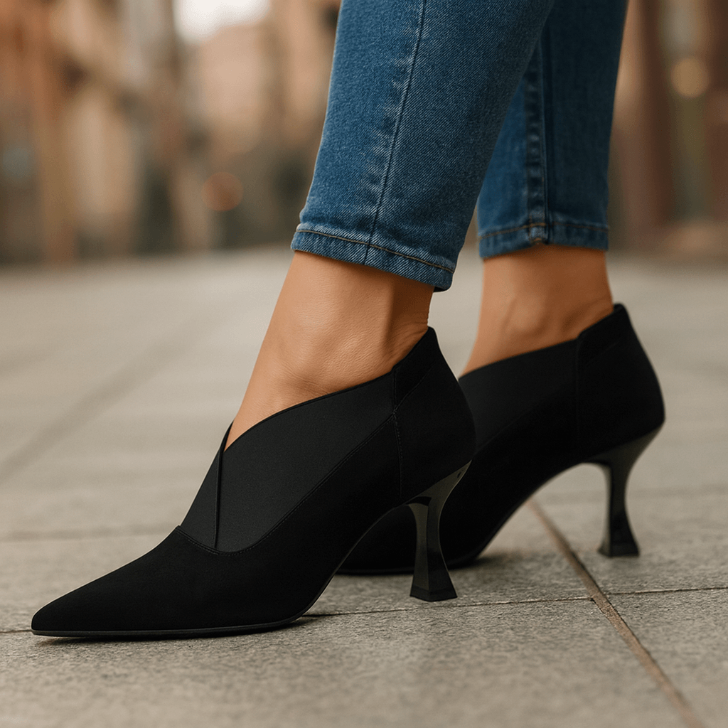 Sanda | Suede Kitten Heels
