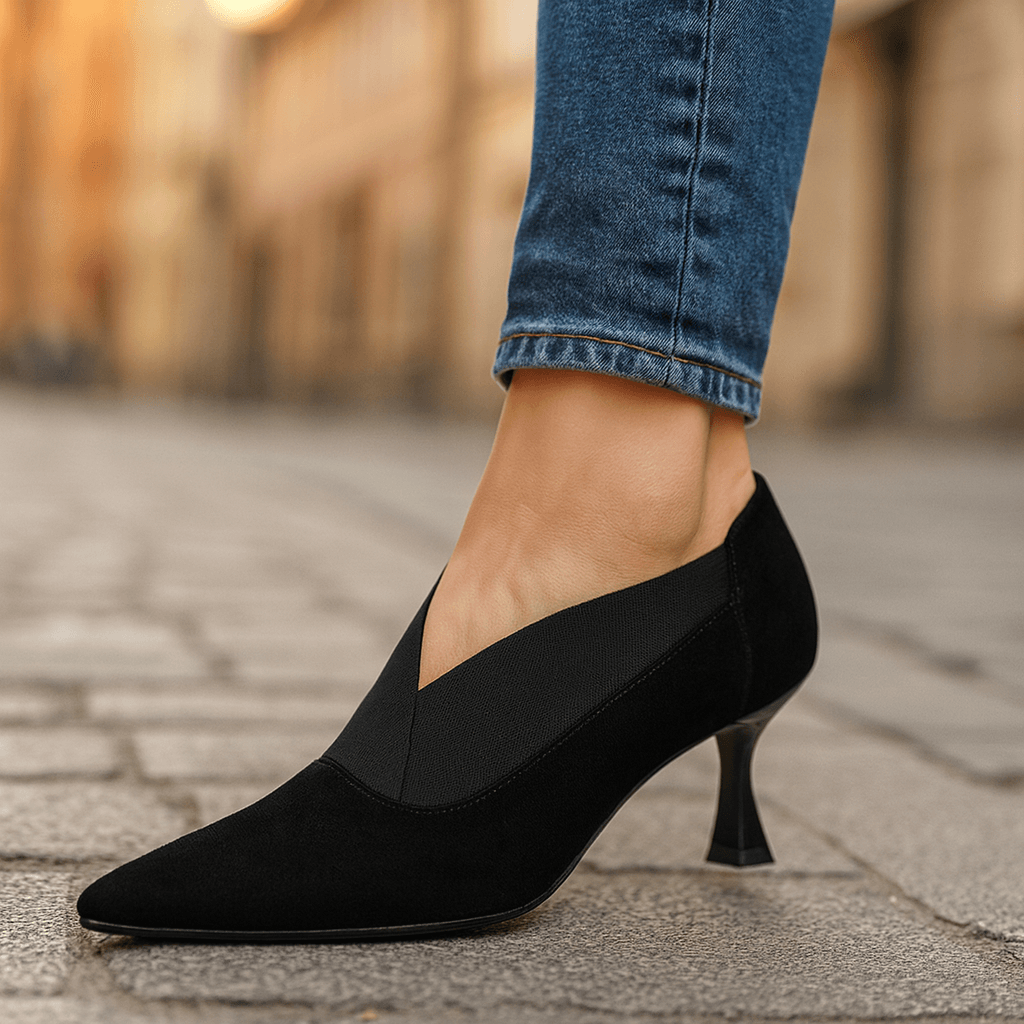 Sanda | Suede Kitten Heels