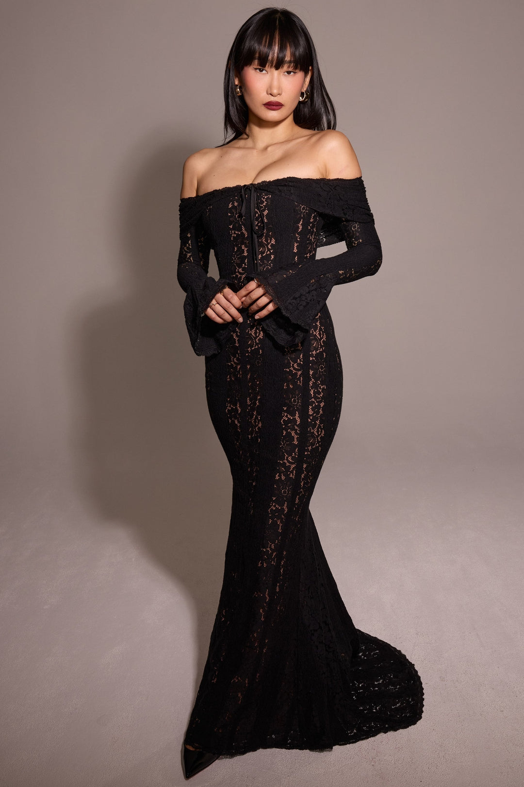 Cécile | Lace Off-Shoulder Maxi Dress