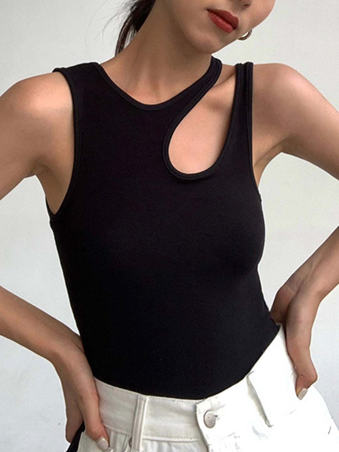 Selene | Cut-Out Tank Top