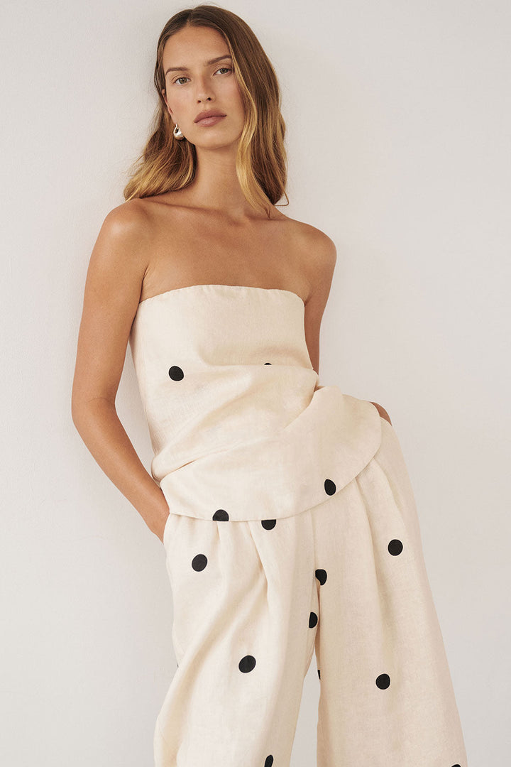 Set with High-Waisted Pants and Strapless Top