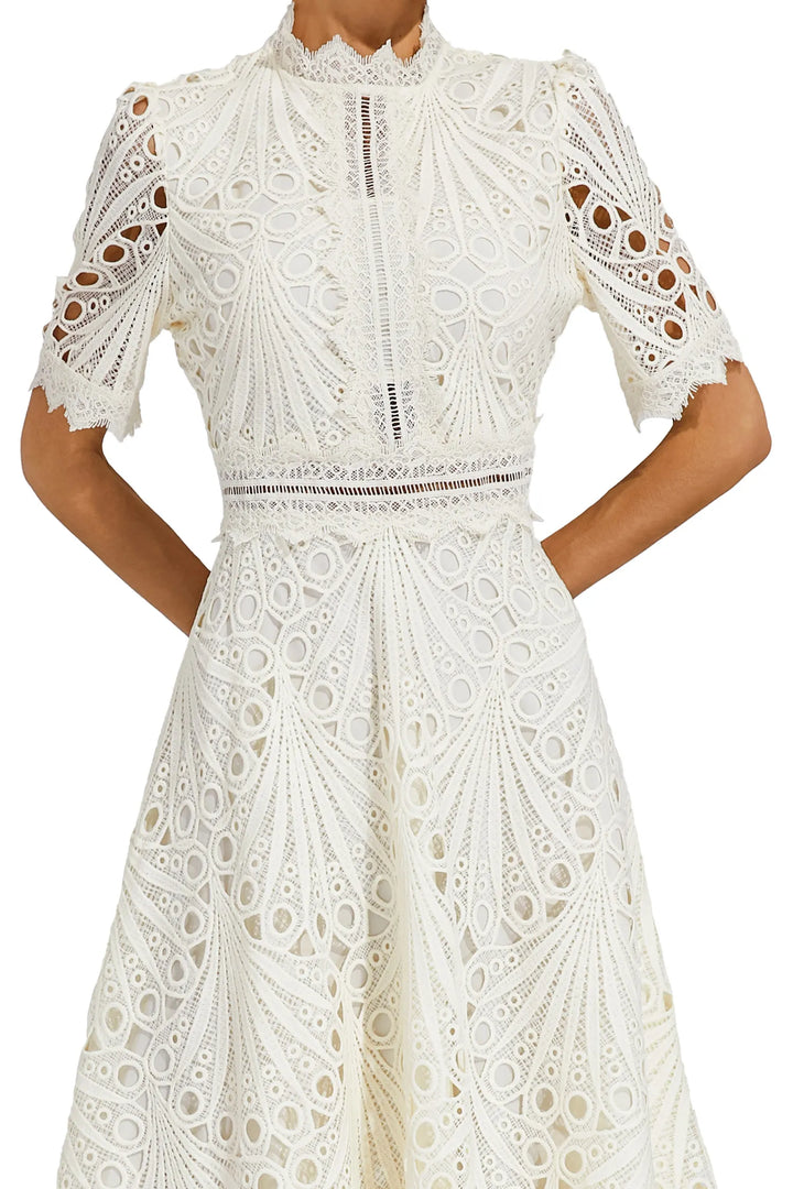 Velisse | Swing Midi Dress