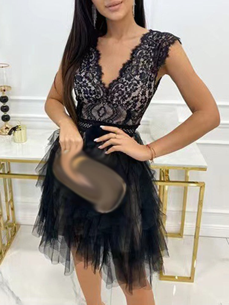 Caelira | Lace Cocktail Dress