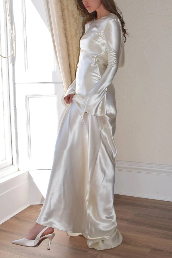 Aveline | Robe maxi sans dos en satin