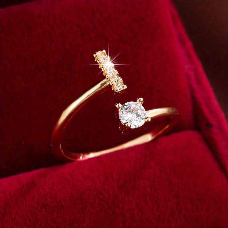 Avery | Initial Ring