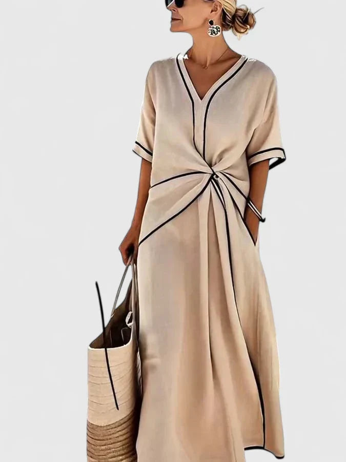 Sorelie | Knot Midi Dress