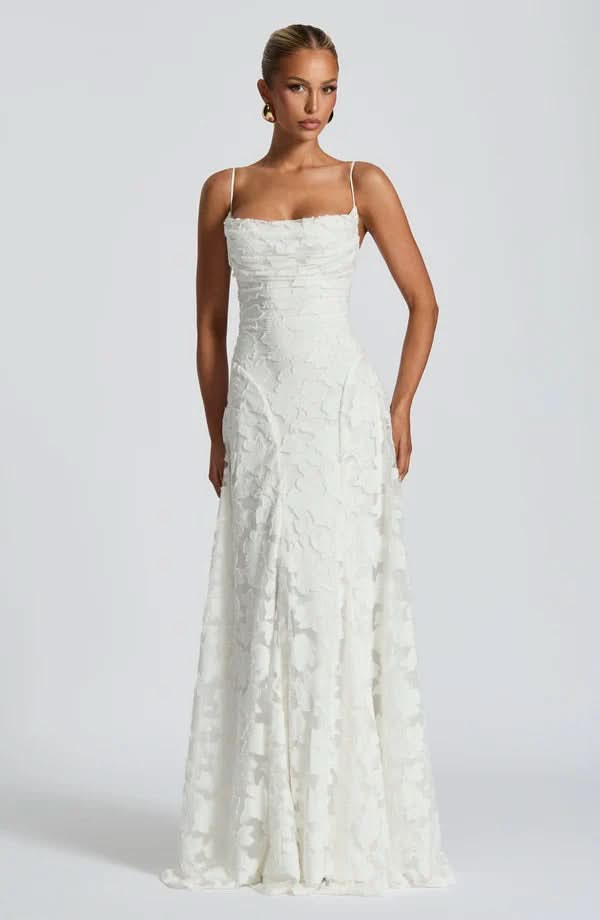 Sera | Lace Maxi Dress